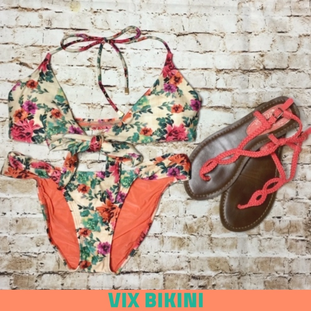 VIX FLORAL BIKINI SET!!